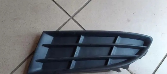 Skoda Fabia Mk2 (5J) Front bumper lower grill 5J0807367A