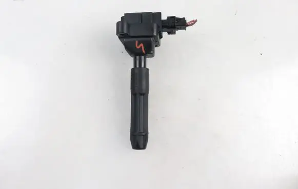 Mercedes-Benz C AMG W203 High voltage ignition coil 0040100039 0001501780