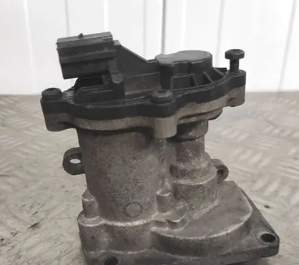 Ford Focus EGR valve 212000058A