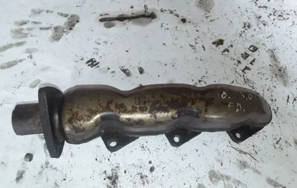 Audi A6 S6 C6 4F Exhaust manifold 059253034L