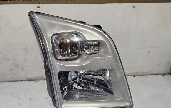 Ford Transit Headlight/headlamp 20B735B