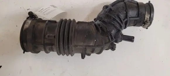 Renault Megane II Air intake hose/pipe