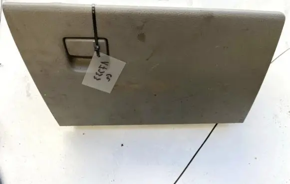 Mazda 2 Glove box 3M71A06010