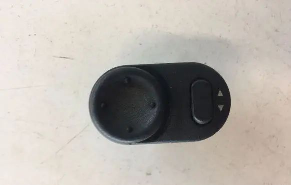Opel Zafira A Wing mirror switch 09226861