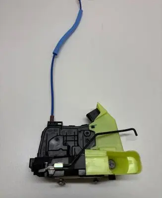 KIA Sportage Front door lock 81310R2010