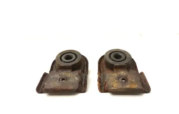 Subaru Legacy Radiator mount bracket
