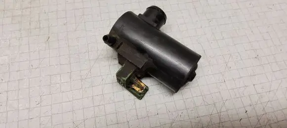 Subaru Legacy Windscreen/windshield washer pump