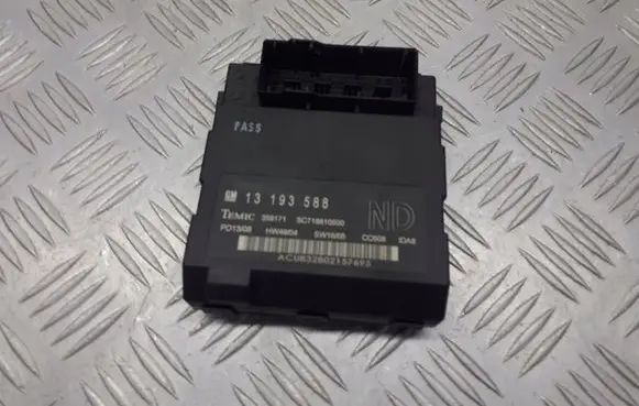 Opel Vectra C Voice control module 13193588
