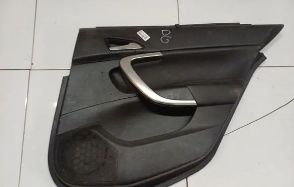Opel Insignia A Rear door card panel trim 1043939