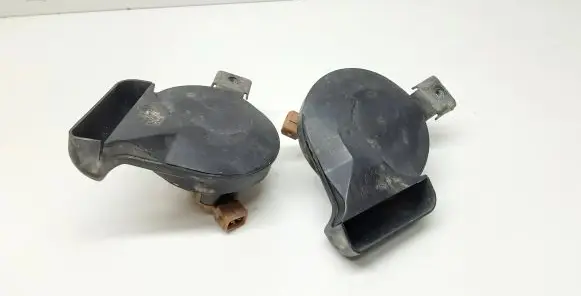 Volvo S60 Horn signal 9178848 9178849
