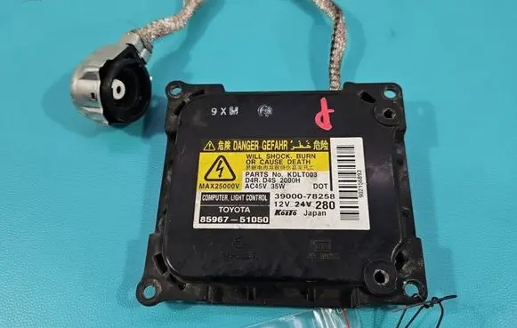 Toyota Avensis T270 Headlight ballast module Xenon 39000-78258 IMPRK1523988