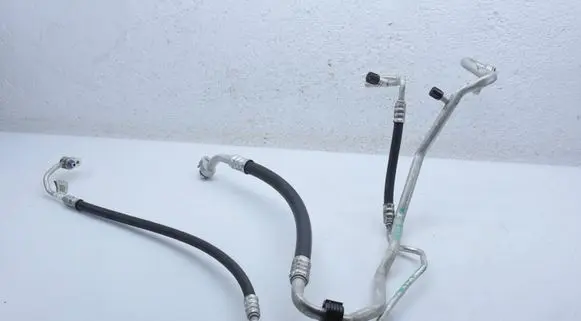 Mercedes-Benz Sprinter W907 W910 Air conditioning (A/C) pipe/hose A910830010