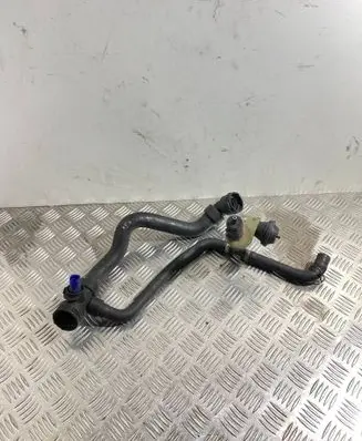 Volkswagen PASSAT B5.5 Engine coolant pipe/hose 8D0121049H