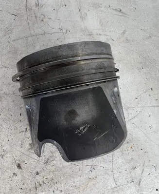 Mercedes-Benz A W176 Piston 834AA