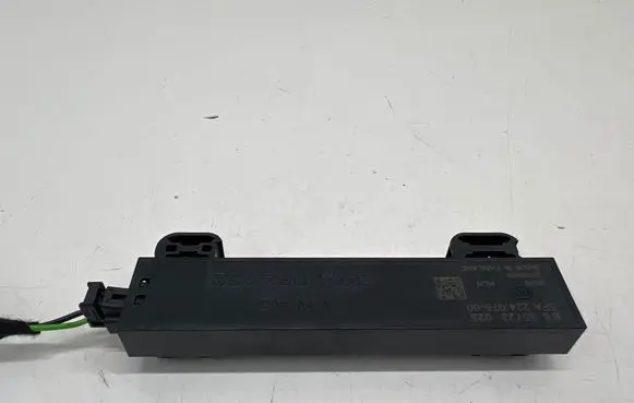 Cupra Leon Keyless system antenna 5WA962132 5FA224075