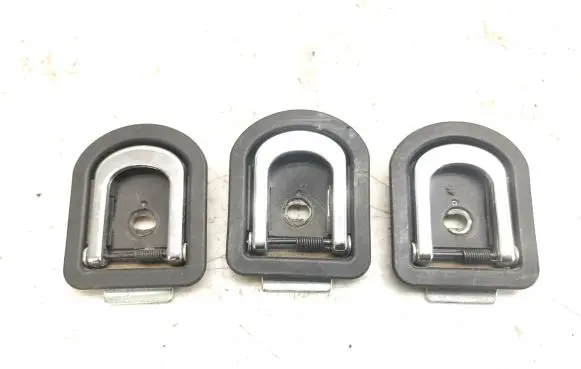 Subaru Outback Tie down hook / loop 