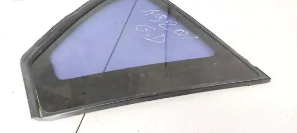 Toyota Corolla Verso E121 Rear side window