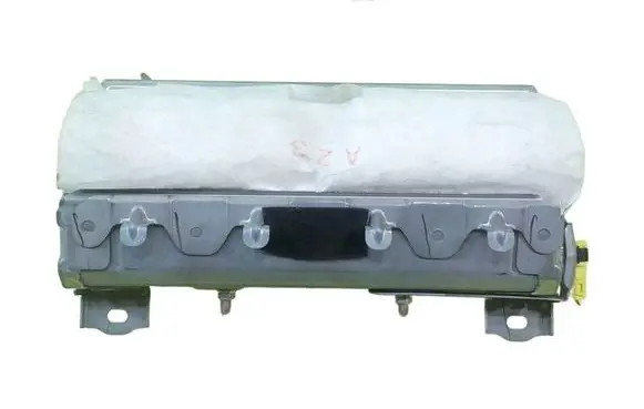 Toyota Urban Cruiser (XP110) Passenger airbag 