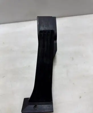 BMW 5 E60 E61 Accelerator throttle pedal 6772645