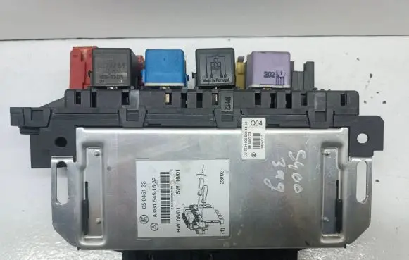 Mercedes-Benz S W220 SAM control unit A0315451632 05045133 0315451632