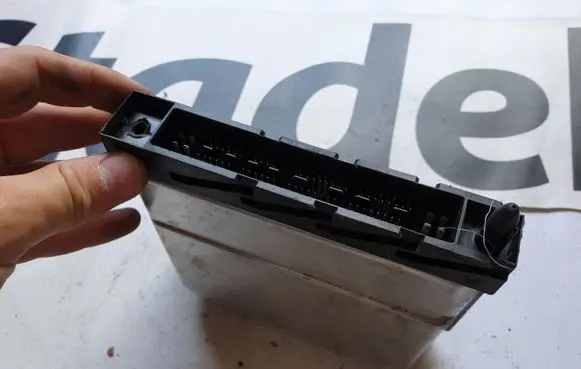 Volvo S60 Engine control unit/module 0281011078 1039S00000