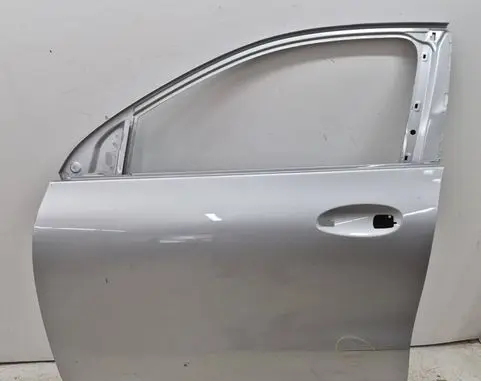 Mercedes-Benz GLA H247 Front door A2477224101