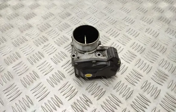 Hyundai Tucson TL Engine shut-off valve 351002F600