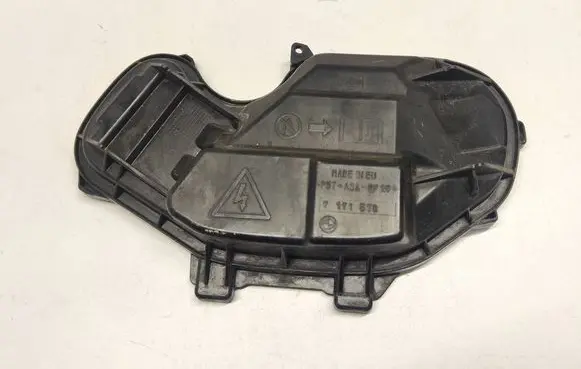BMW 1 E81 E87 Headlight/headlamp dust cover 7171570
