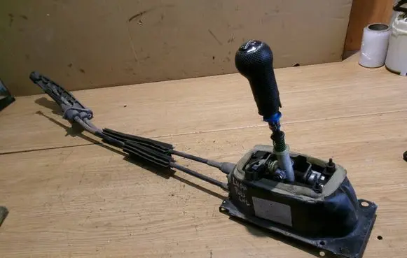 Volkswagen Lupo Gear selector 6N0711266B 6N0711265B