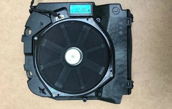 BMW 6 F06 Gran coupe Subwoofer speaker 9169685 48000202 619289
