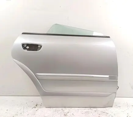 Subaru Outback Rear door