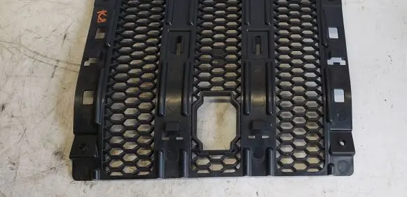 Jeep Wrangler Front bumper upper radiator grill 6DF50TRMA