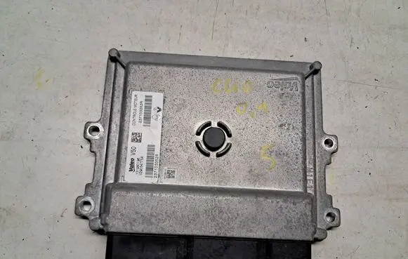 Renault Clio IV Engine control unit/module 237103353R