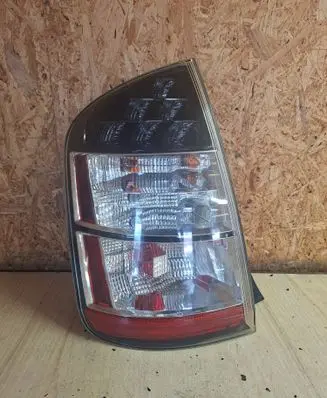 Toyota Prius (NHW20) Rear/tail lights 4715L
