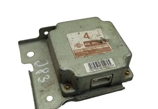 Nissan X-Trail T30 Torque split ecu control unit/module 41650EQ070