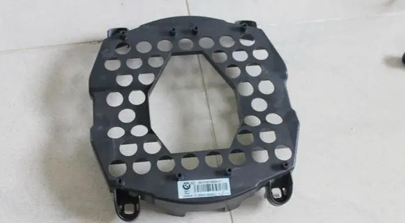 BMW X5 E70 Subwoofer grill/trim 65139218695