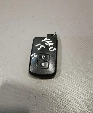 Toyota Yaris Ignition key/card 