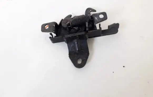 Chevrolet Captiva Engine bonnet (hood) release handle