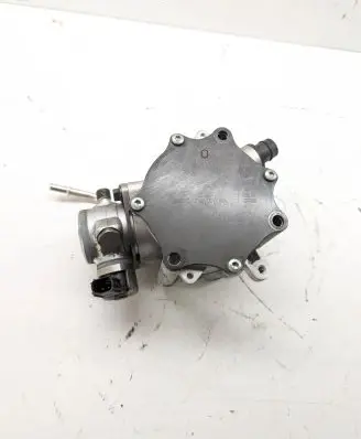 Volvo S90, V90 Fuel injection high pressure pump 32208309