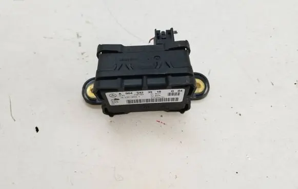 Mercedes-Benz GL X164 ESP acceleration yaw rate sensor A0045423918 10170103823