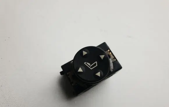 BMW 7 E38 Seat control switch 8360877 03060040
