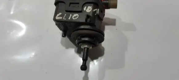 Renault Scenic I Headlight level adjustment motor 7700420737
