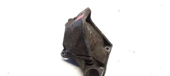 Audi A6 S6 C4 4A Engine mounting bracket 4A0399114M