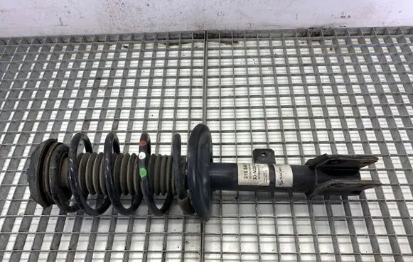Peugeot 3008 I Front shock absorber/damper