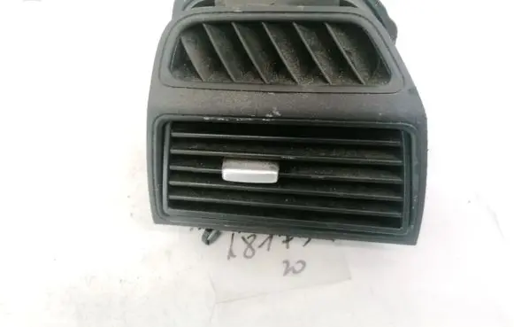 Fiat Punto (188) Dash center air vent grill