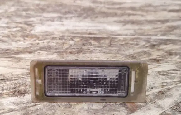 Cadillac XTS Number plate light 1350217