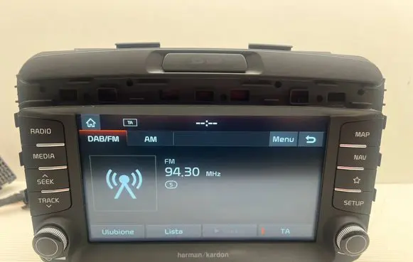 KIA Sorento Radio/CD/DVD/GPS head unit 96560C5EC1WK