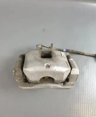 Chevrolet Camaro Front brake caliper 84017726 6035486454 6062AL40349