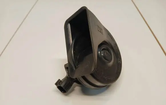 Volvo S60 Horn signal A046522