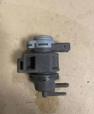 Renault Scenic II - Grand scenic II Turbo solenoid valve 8200575400